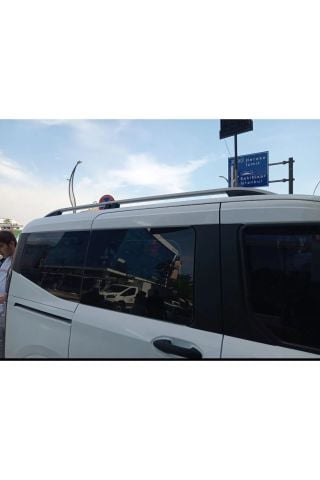 Ford Courier Üst Port Bagaj Tavan Çıtası 2024 Sonrası Siyah