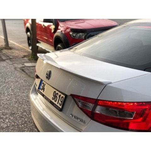 Skoda Super B Bagaj Üstü Spoiler 2015+