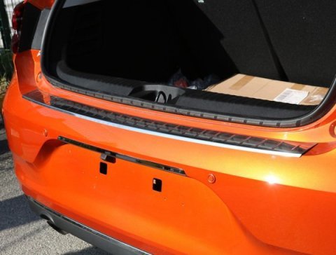 Renault Clio 5 Tampon Üstü Kromu Nikelajı 2019 Sonrası