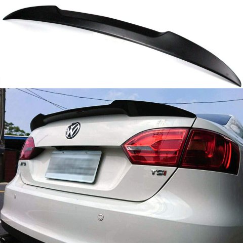 Volkswagen Jetta M4 Spoiler Bagaj Üstü Piano Black Yarasa Model