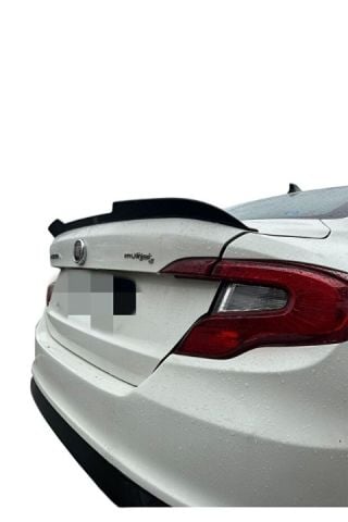 Fiat Egea  Bagaj Üstü Yarasa Pianoblack Spoiler