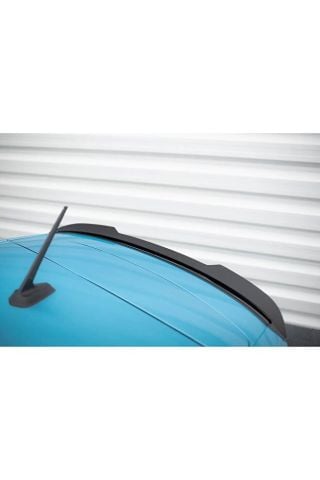 Renault Clio 5 Bagaj Üstü Spoiler Piano Black 2020 Sonrası