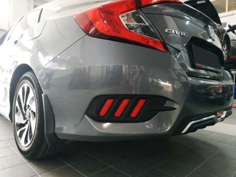 Honda Civic Fc5 Arka Sis Lambası Ledli 3 Çizgili Kırmızı
