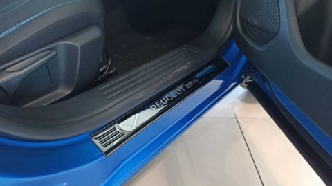 Peugeot 2008 Kapı Eşiği Kromu Nikelajı Titanyum Siyah 2020 Sonrası