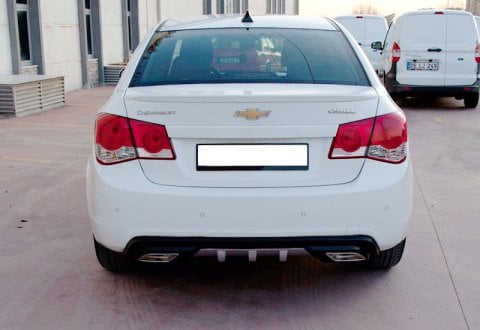 Chevrolet Cruze Difüzör Arka Tampon Çift Egzoz Çıkışlı