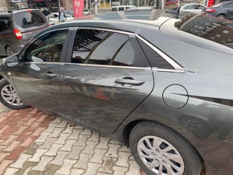 Hyundai Elantra Cam Çıtası Çerçevesi Kromu Nikelajı 2021-2022