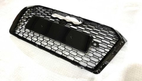 Audi A4 Ön Panjur Izgara RS4 Petekli Model 2016-2020 b9