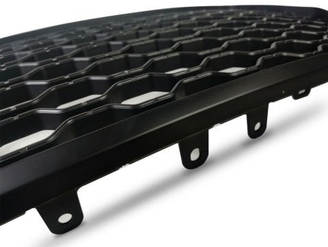 isuzu D-Max Ön Panjur Izgara Siyah 2020 Sonrası