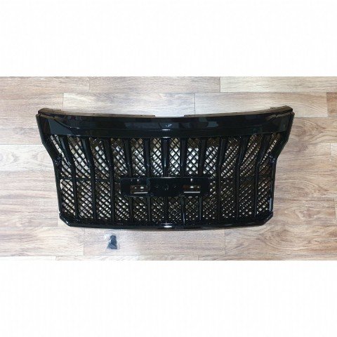Mitsubishi L200 Ön Panjur Izgara Siyah Çizgili 2019-2021 Arası