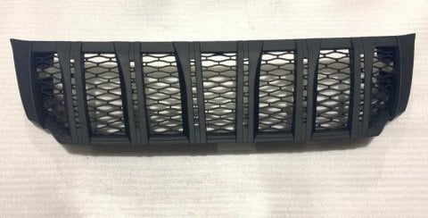 Nissan Navara Ön Panjur Izgara Np300 Siyah Çizgili 2015-2020 Arası