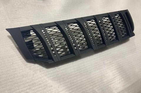 Nissan Navara Ön Panjur Izgara Np300 Siyah Çizgili 2015-2020 Arası