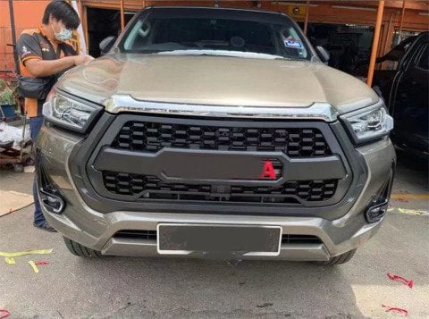 Toyota Hilux Revo Ön Panjur Izgara 2021 Sonrası