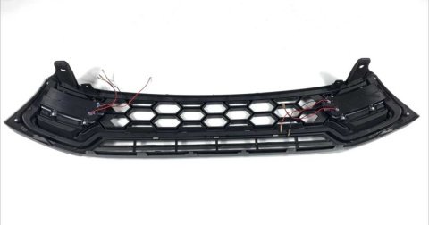 Toyota Hilux Revo Ön Panjur Izgara 2021 Sonrası