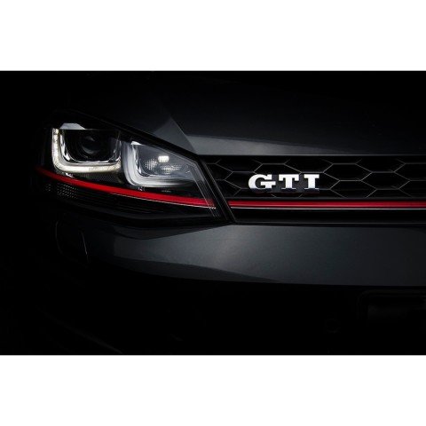 Volkswagen Golf 7 Ön Panjur Gti Kırmızı Şeritli Siyah