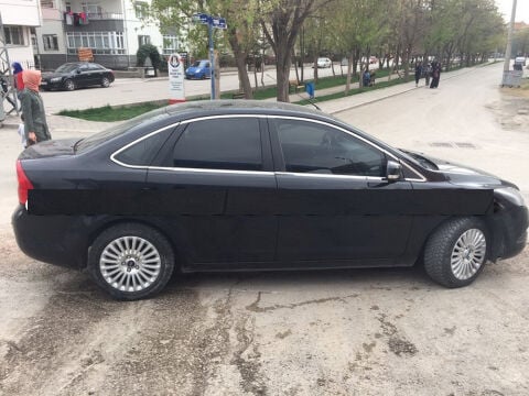 Frd Focus 2 Sedan Cam Çıtası Komple Set Çerçevesi Kromu Nikelajı